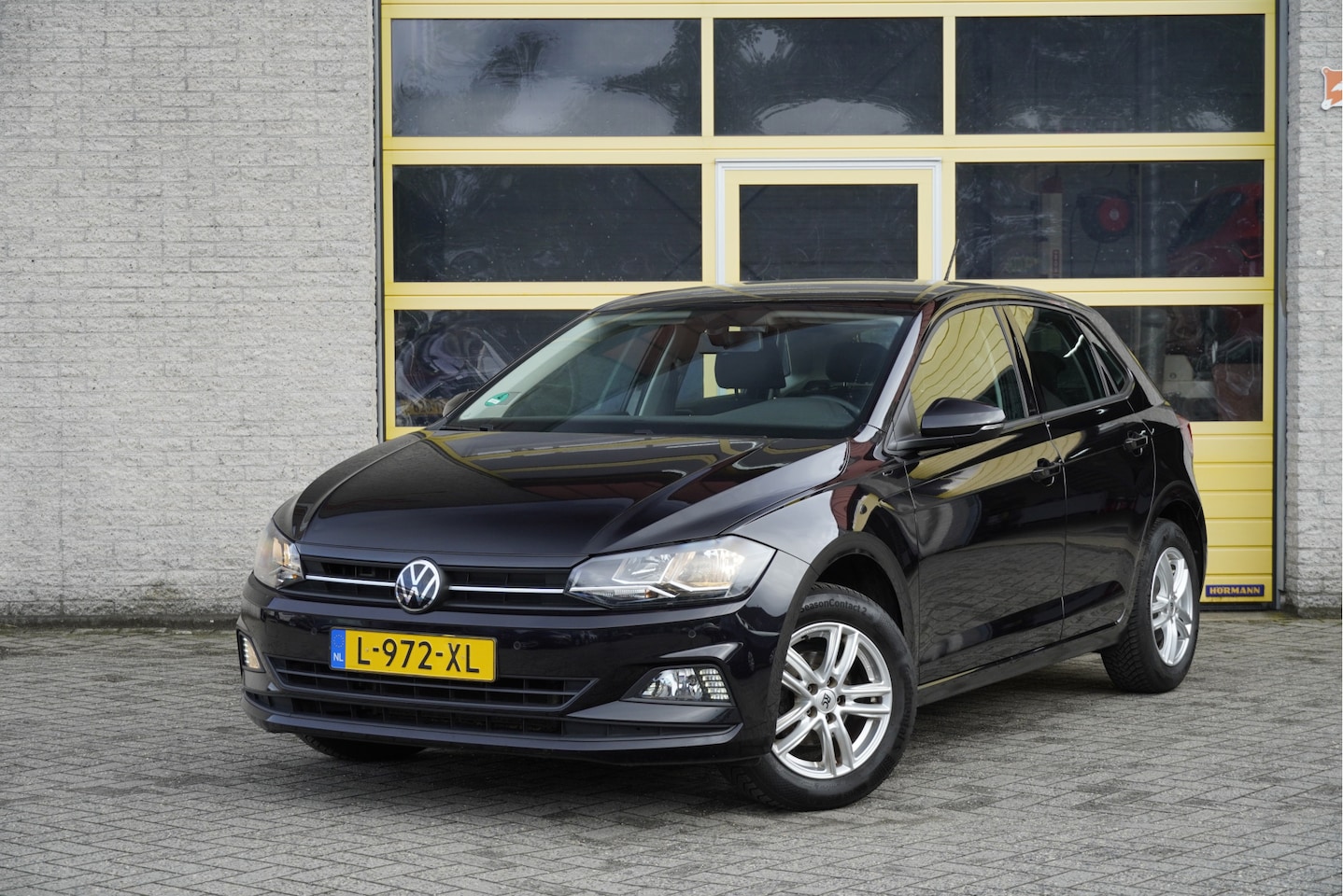 Volkswagen Polo - 1.0 TSI Comfortline Business Executive BJ2021 Lmv 15" | Led | Pdc | Achteruitrijcamera | A - AutoWereld.nl