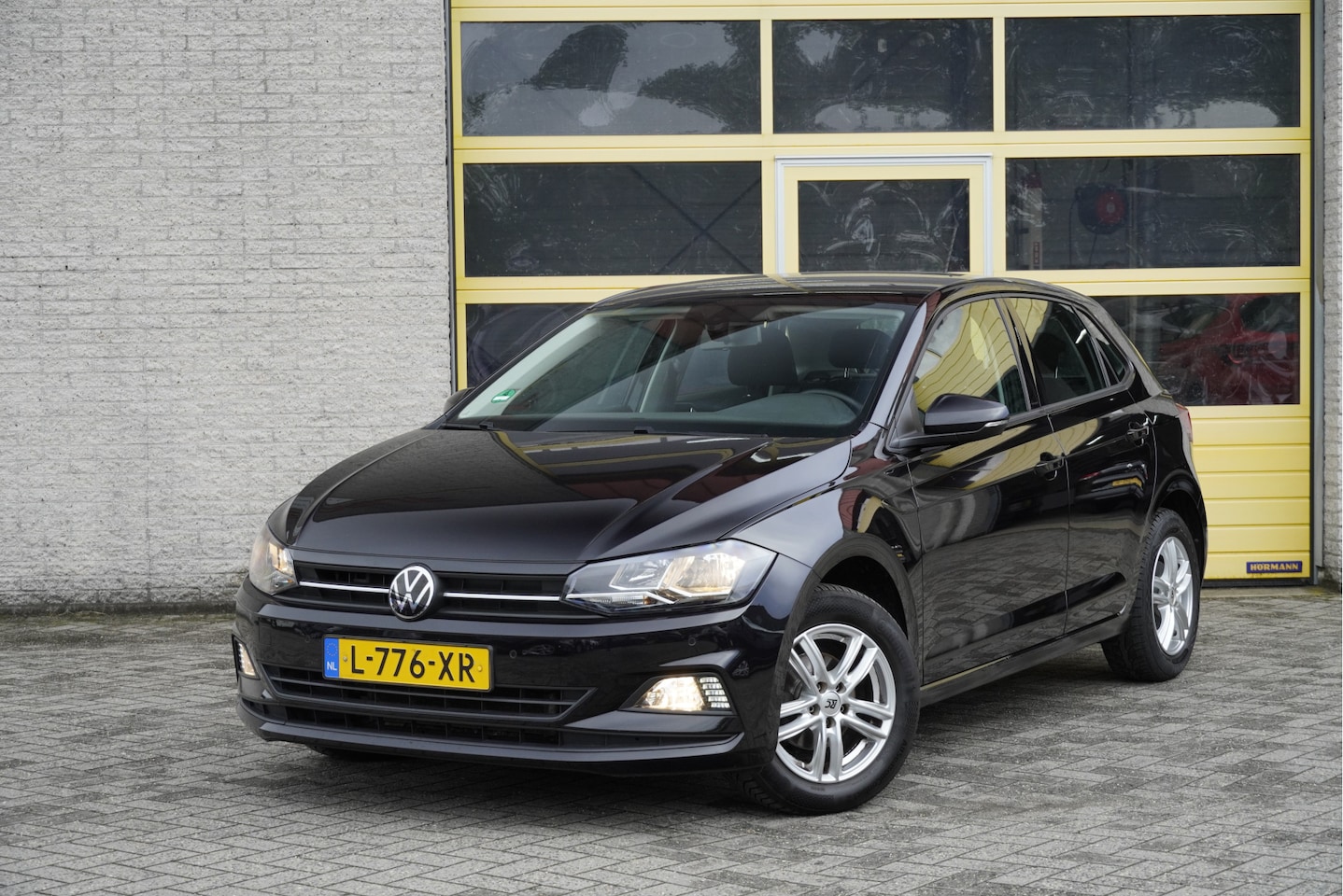 Volkswagen Polo - 1.0 TSI 5drs Comfortline Business BJ2021 Lmv 15" | Led | Pdc | Achteruitrijcamera | App-Co - AutoWereld.nl