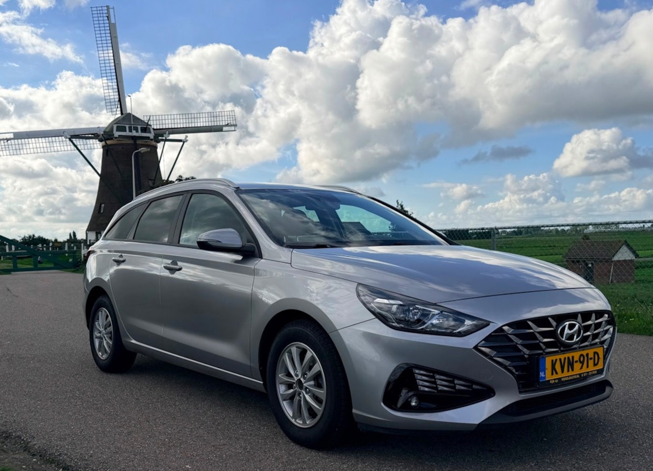 Hyundai i30 Wagon - 1.0 T-GDi MHEV Comfort|Apple carplay|Onderhoudshistory|Lijn herkenning - AutoWereld.nl