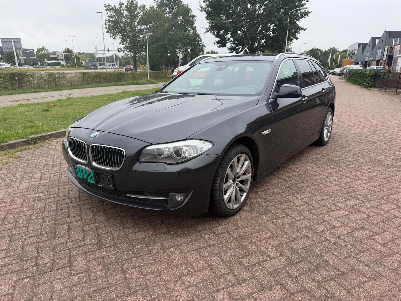BMW 5-serie Touring - 530 X drive - Pano - Automaat - Navi - AutoWereld.nl