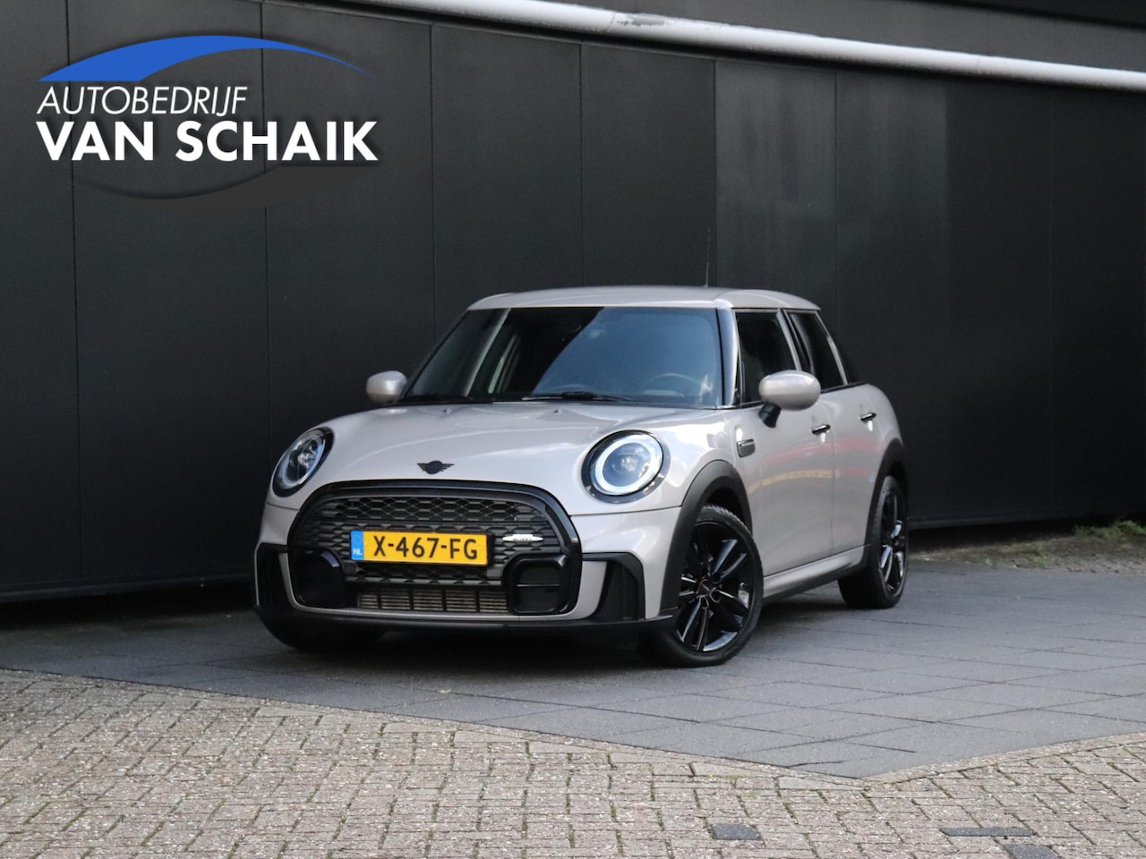 MINI 5-Deurs - 1.5 Cooper MINI Yours | AUT. | SPORTSTOELEN | CAMERA | STOEL/STUURVERW. | CRUISE | NAVI | - AutoWereld.nl