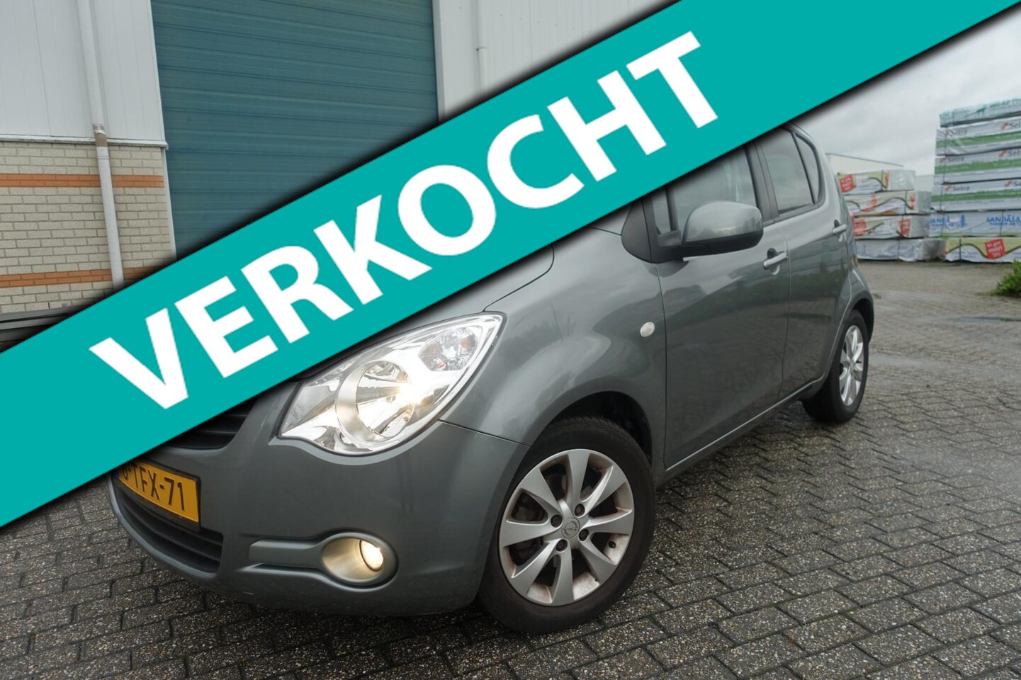 Opel Agila - 1.2 Edition -vol automaat - lm velgen - privat glas - AutoWereld.nl