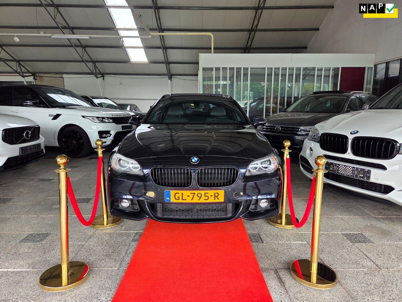 BMW 5-serie Touring - 20D Original Edition M ! PANO+ Euro6! - AutoWereld.nl