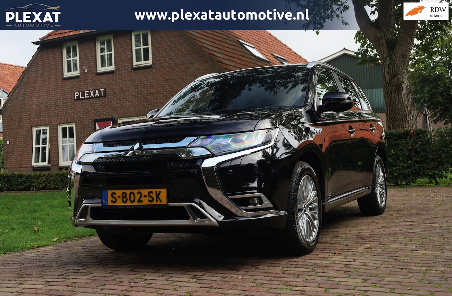 Mitsubishi Outlander - 2.4 PHEV Intense+ Aut. | Luxe Leder | Facelift | Trekhaak | Power Sound | Stoelverwarming - AutoWereld.nl