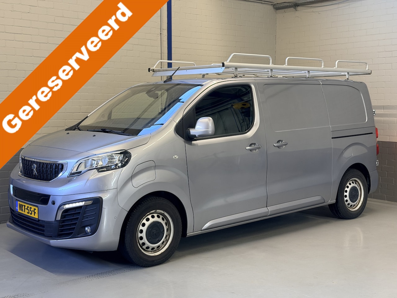 Peugeot e-Expert - Long Pro 75 kWh | Nav | Trekhaak | Imperiaal - AutoWereld.nl