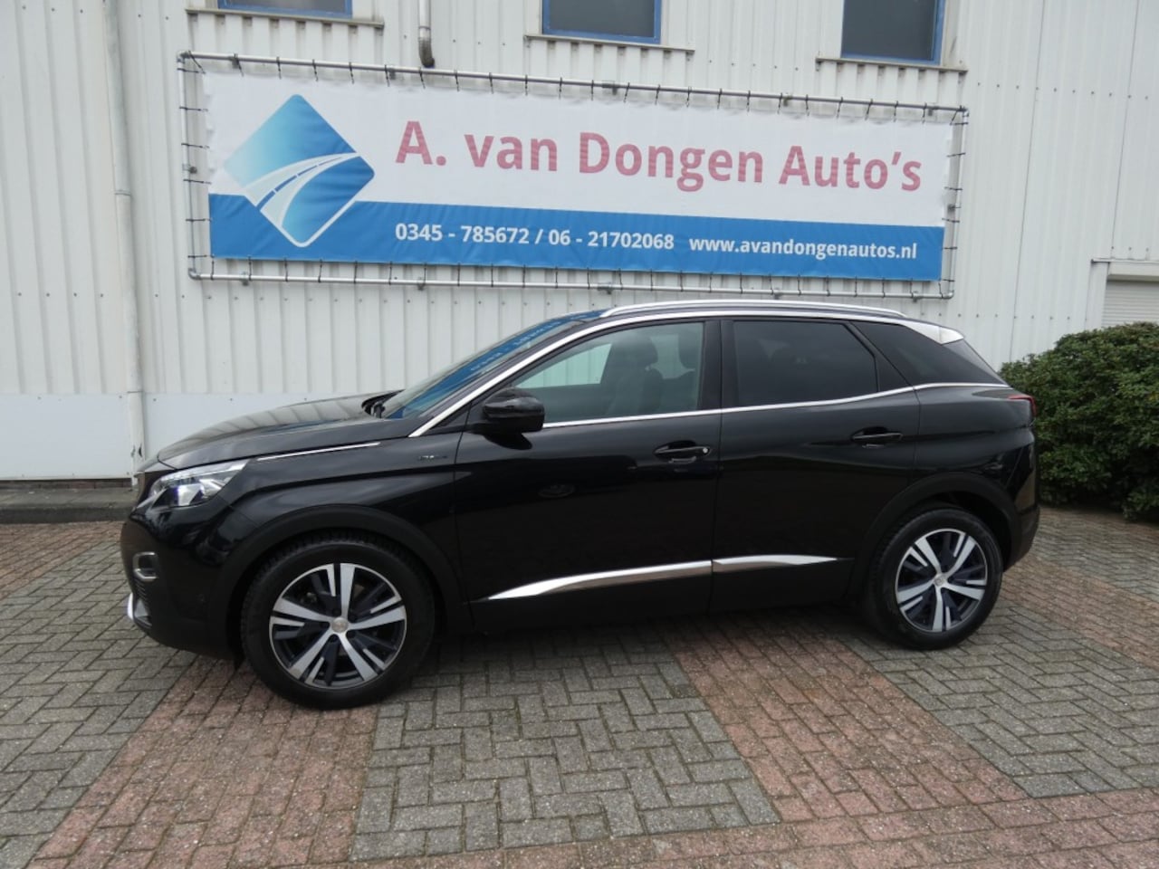 Peugeot 3008 - 1.6 E-THP GT LINE Automaat,360,Led,Trhaak,APK 25-6-27 - AutoWereld.nl