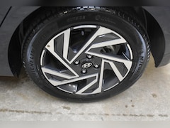 Hyundai i20 - 1.0 T-GDI 48V MHEV 100pk Comfort I Navi + Camera