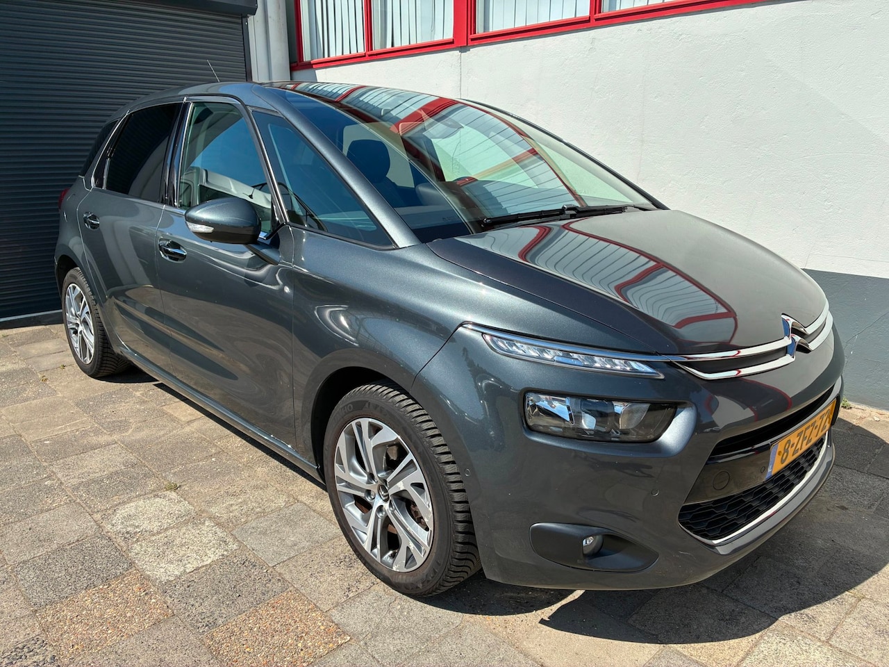 Citroën C4 Picasso - Automaat 1.6 Intensive - AutoWereld.nl