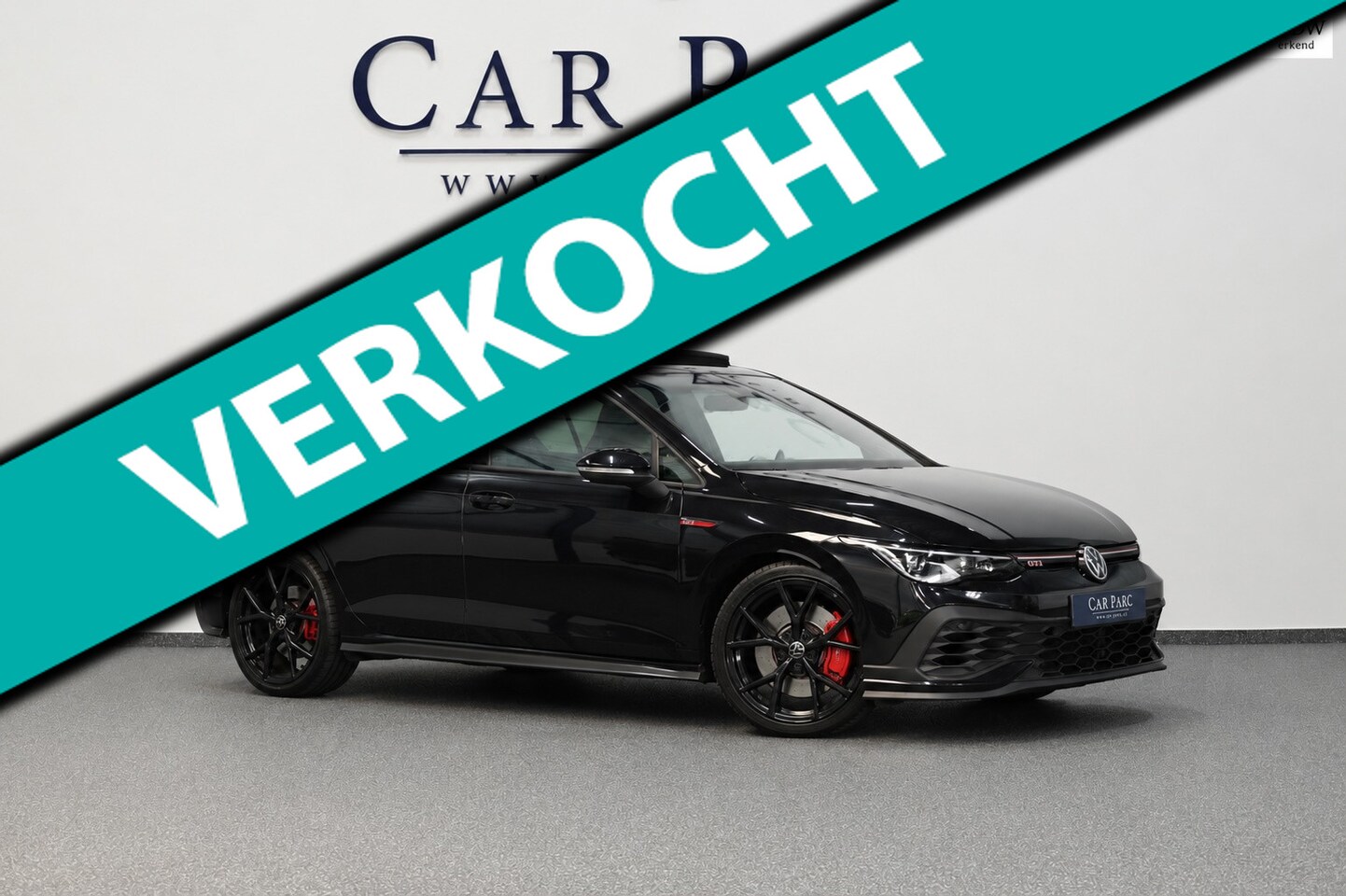 Volkswagen Golf - 2.0 TSI GTI Clubsport 300+PK BTW/IQ/VIRTUAL/SFEER/PANO/LEER+VERKOELING+MEMORY/19" LMV/CAM/ - AutoWereld.nl