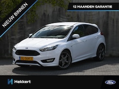Ford Focus - ST-Line 1.5 EcoBoost 150pk NAVI | AUT. INPARKEREN | 17''LM | APPLE CARPLAY | CRUISE | USB