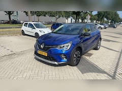Renault Captur - 1.3 TCe 130 Intens | Automaat | Navigatie | Parkeersensoren Achter | Trekhaak | All Season