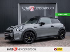 MINI Electric - Cooper SE 33 kWh 184pk | Pano | Stoelverwarming | LED