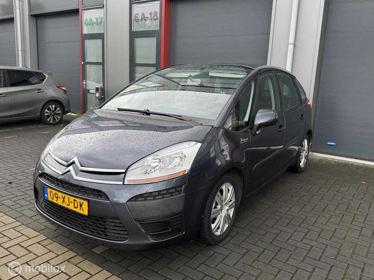 Citroën C4 Picasso - 1.8-16V Prestige 5p. Airco, APK - AutoWereld.nl