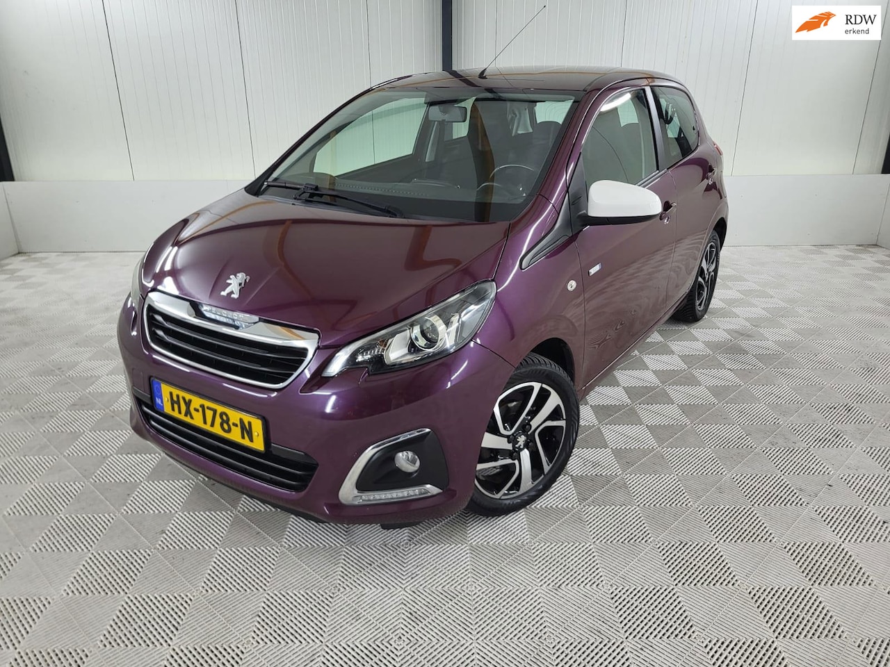 Peugeot 108 - 1.0 e-VTi Envy 1.0 e-VTi Envy, Airco, Sportvelgen, Leuke uitvoering - AutoWereld.nl