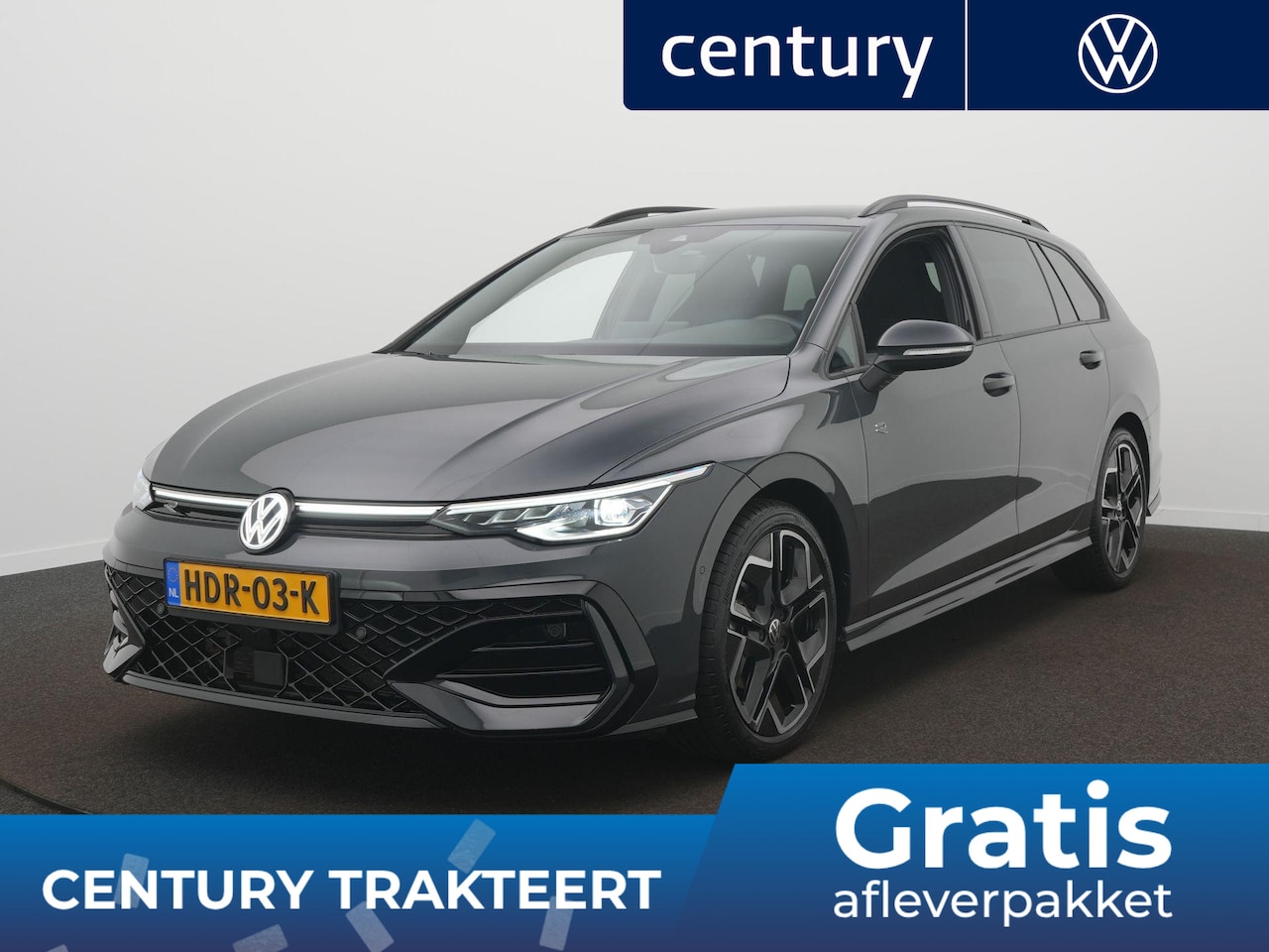 Volkswagen Golf Variant - 1.5 eTSI R-Line Edition Automaat - IQ light - Navigatie - Achterklep elektrisch - Trekhaak - AutoWereld.nl