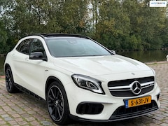 Mercedes-Benz GLA-Klasse - AMG 45 4MATIC Premium Plus DEALER ONDERHOUDEN H&K SOUND DUBBELE PANO CARBON INTRIEUR 360 G