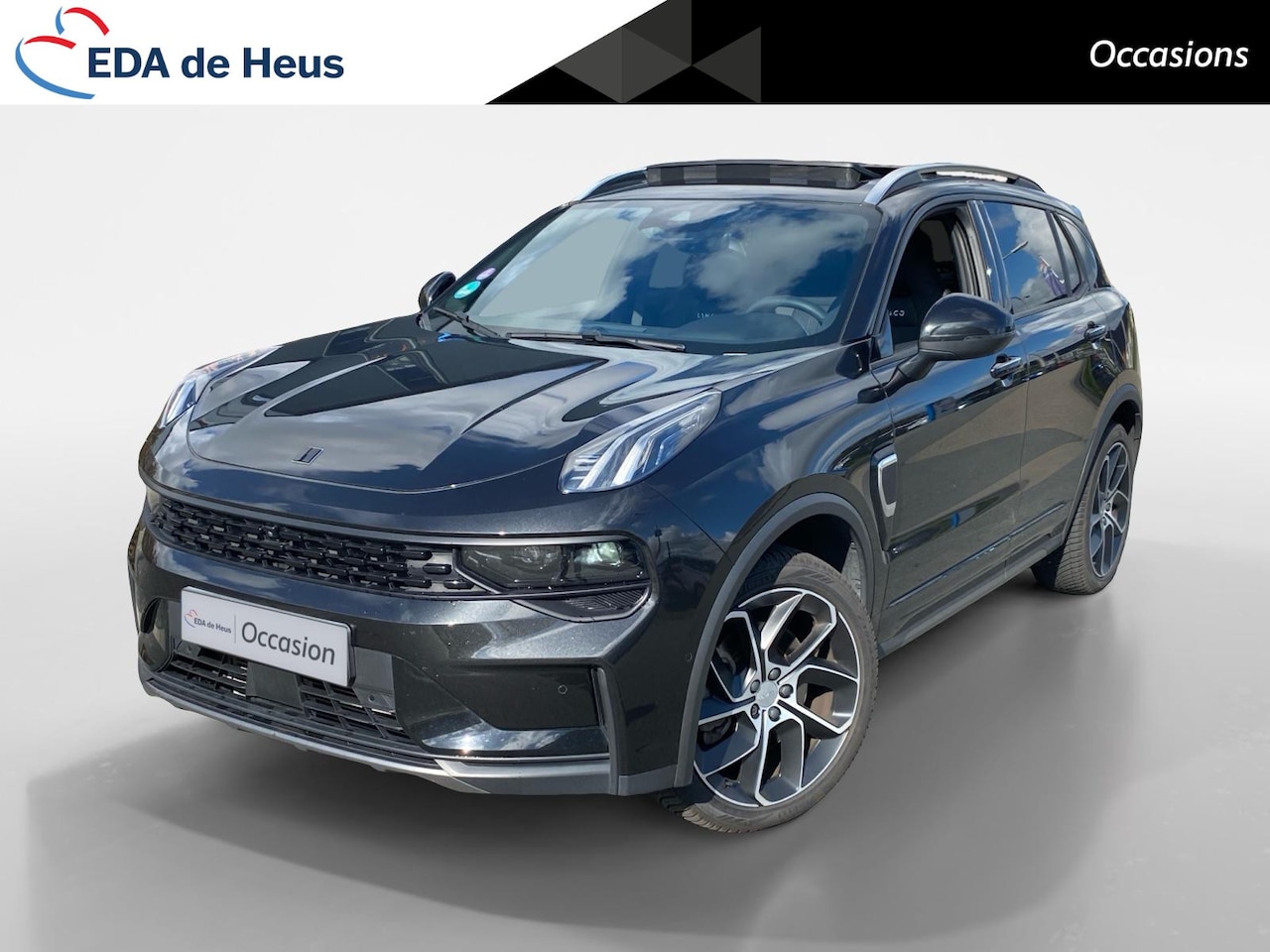 Lynk & Co 01 - 1.5 PHEV 260pk Black Pack | NL Auto | Zwarte hemel | Trekhaak | Panodak | Stoelverwarming - AutoWereld.nl