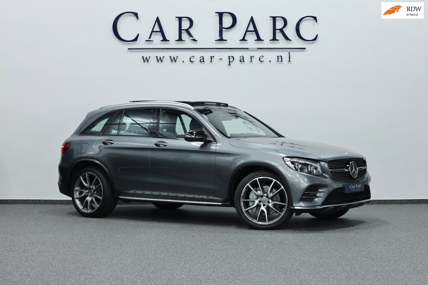 Mercedes-Benz GLC-klasse - AMG 43 4MATIC 367+PK LED/PANORAMADAK/LEDER+S.VERWARMING/19" LMV/CAM/ACC/LED/12 MND GARANTI - AutoWereld.nl