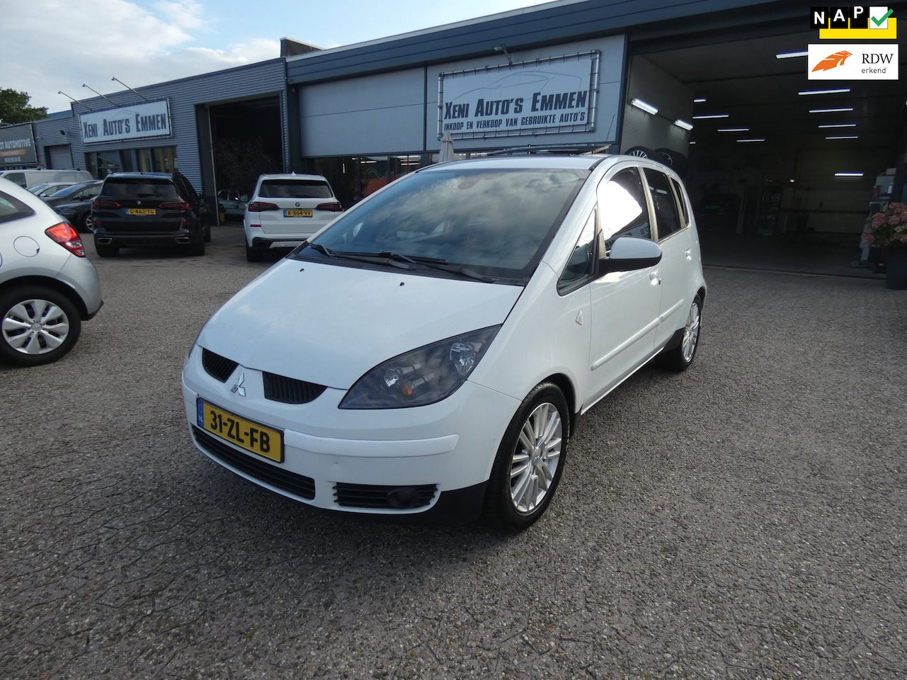 Mitsubishi Colt - 1.5 Sky|Airco|5 Deurs|LM-Velgen|Dakraam.. - AutoWereld.nl