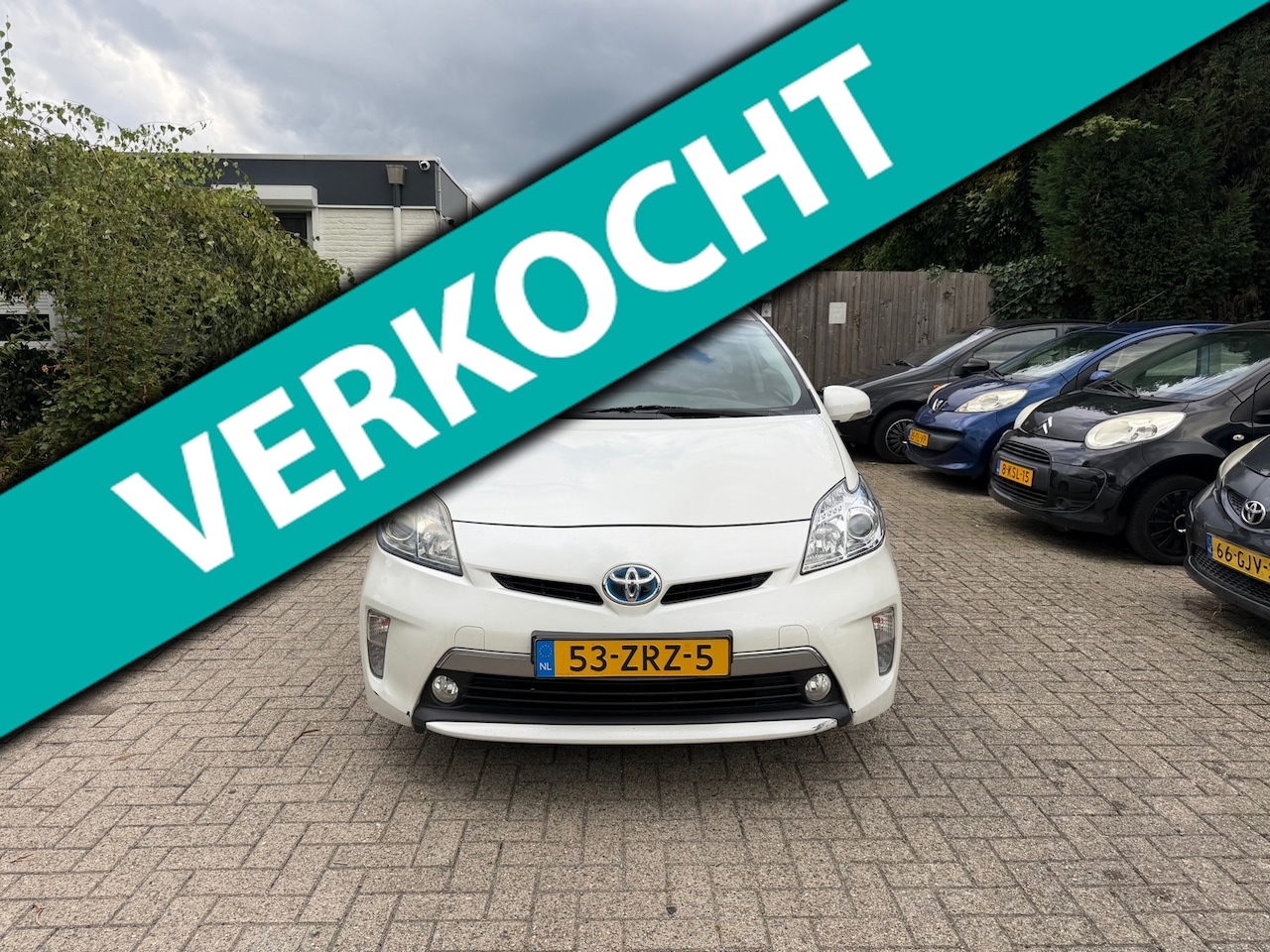 Toyota Prius - 1.8  Plug-in Dynamic Business 1.8 Plug-in Dynamic Business - AutoWereld.nl
