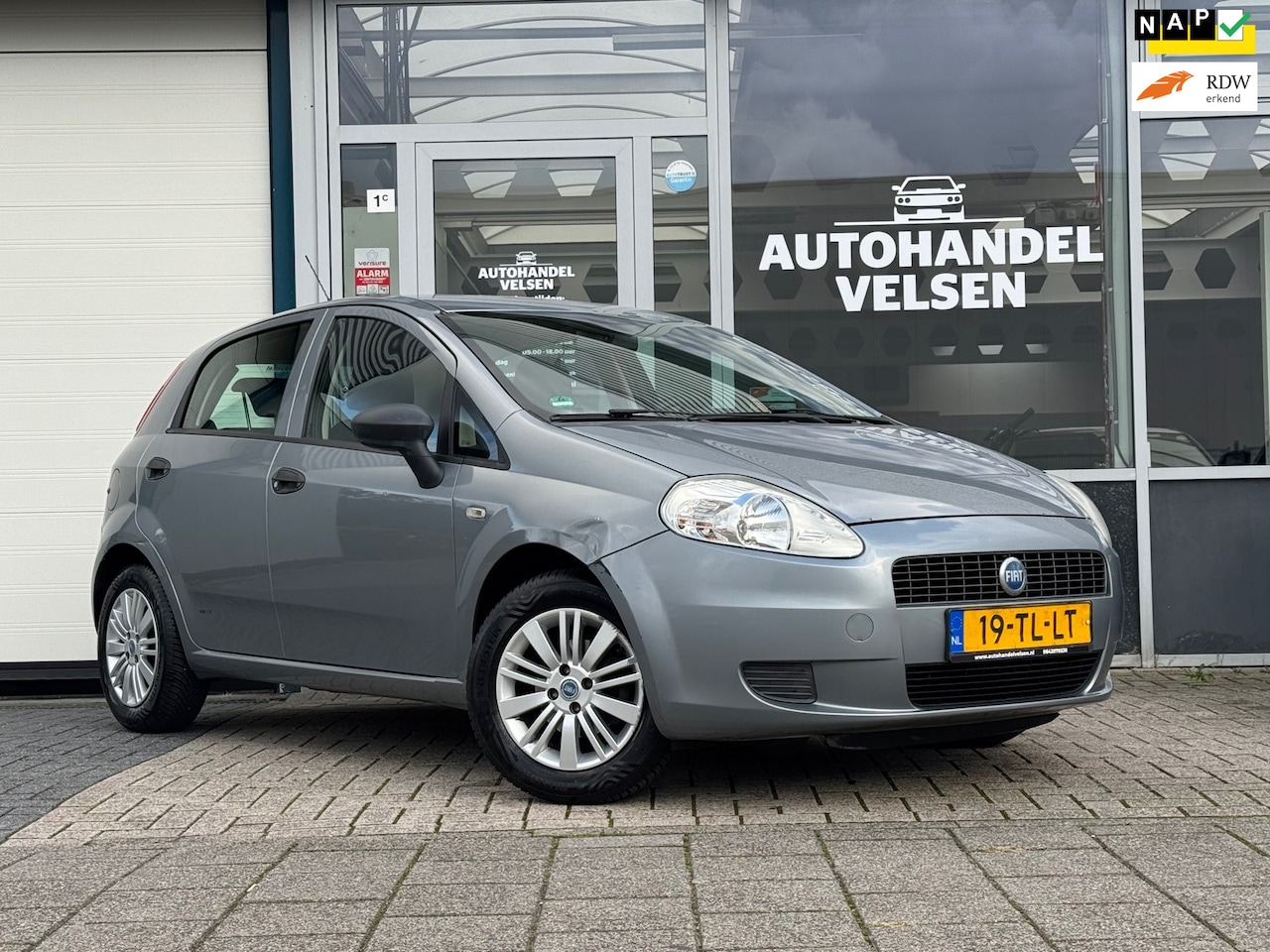 Fiat Grande Punto - 1.4 Dynamic Nap Airco - AutoWereld.nl
