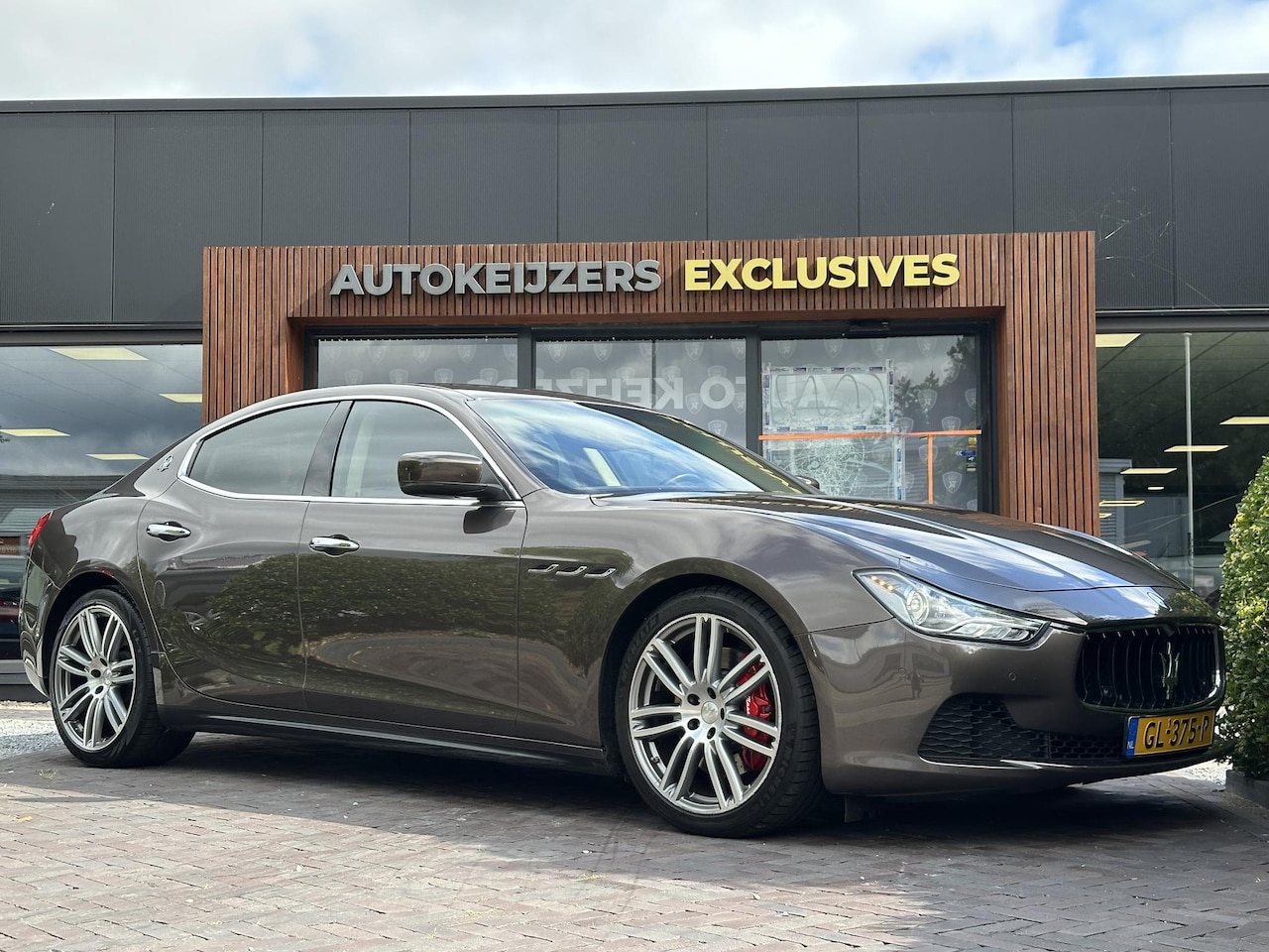 Maserati Ghibli - 3.0 V6 D Leer Navi 20” - AutoWereld.nl