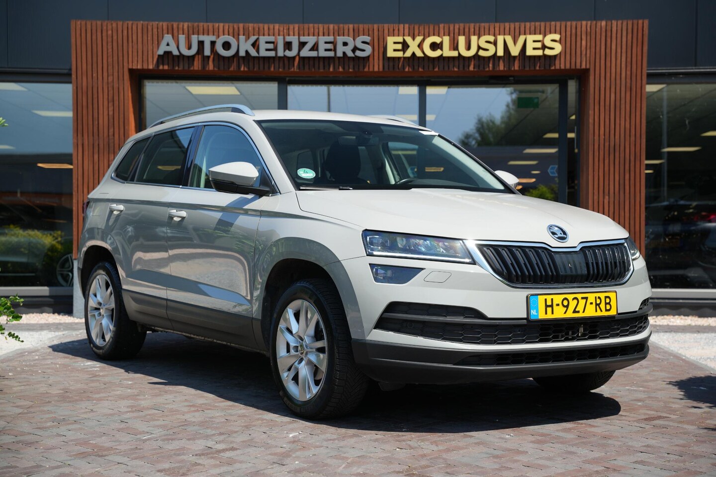 Skoda Karoq - 1.0 TSI Business Edition 1.0 TSI Business Edition - AutoWereld.nl