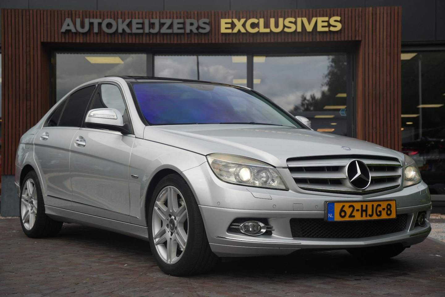 Mercedes-Benz C-klasse - 350 Avantgarde Panoramadak Harman/Kardon Memory Leer Navi Stoelverw. - AutoWereld.nl