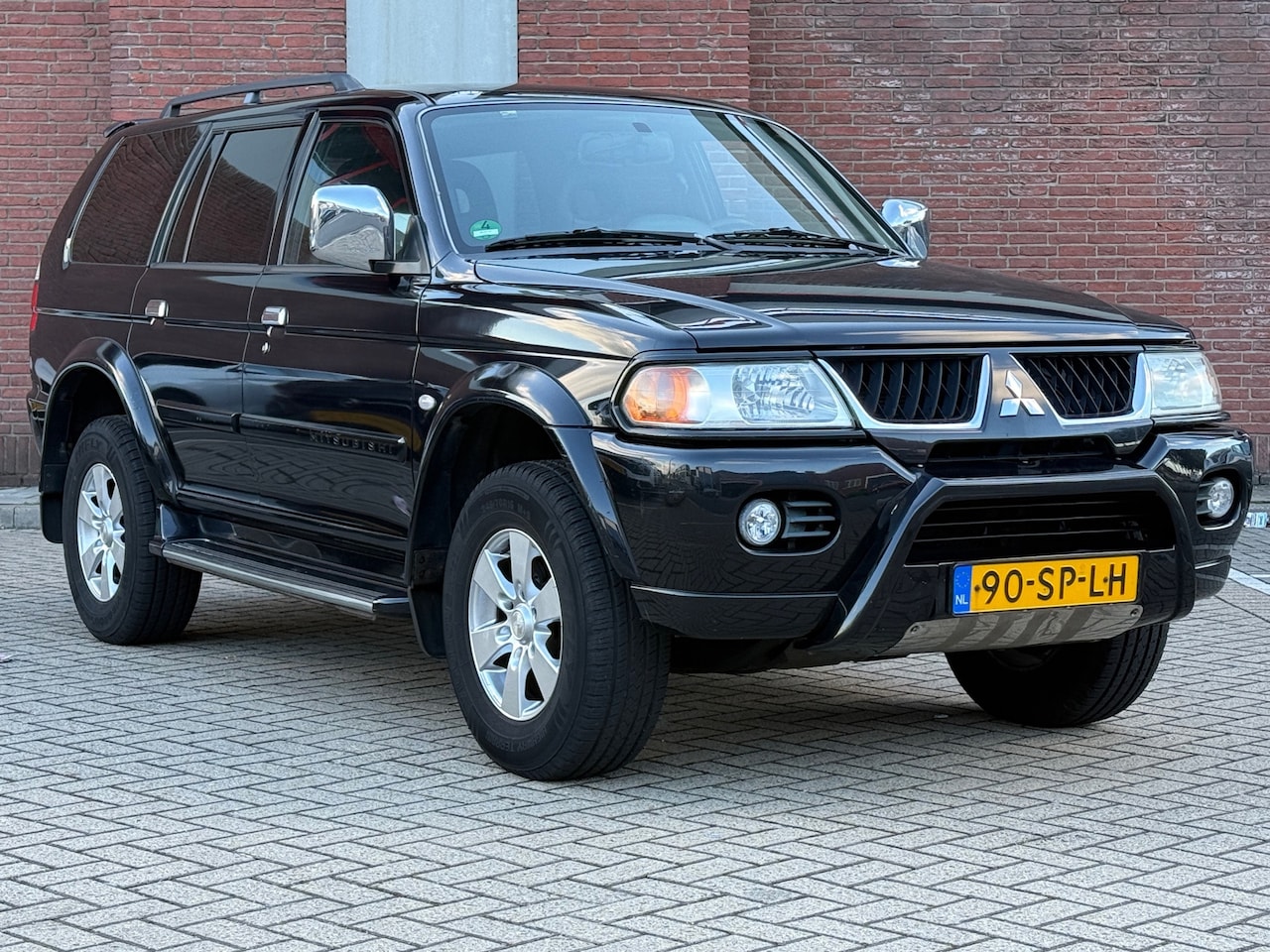 Mitsubishi Pajero Sport - 3.0 V6 Intense| AUT | 4X4 | LEDER | CRUISE |AIRCO | - AutoWereld.nl