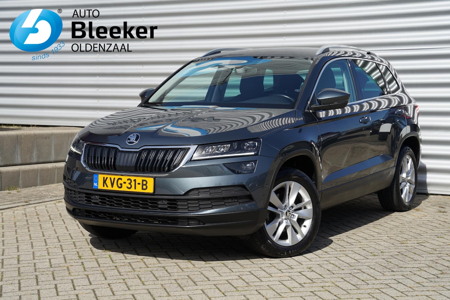 Skoda Karoq - 1.5 TSI Style Aut. Acc Ecc Trekhaak Camera - AutoWereld.nl