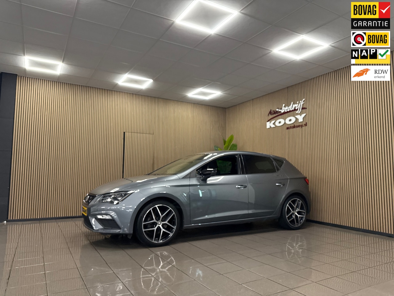 SEAT Leon - 1.4 EcoTSI FR Business Intense * Automaat / Navigatie / Parkeersensoren / NL Auto * - AutoWereld.nl