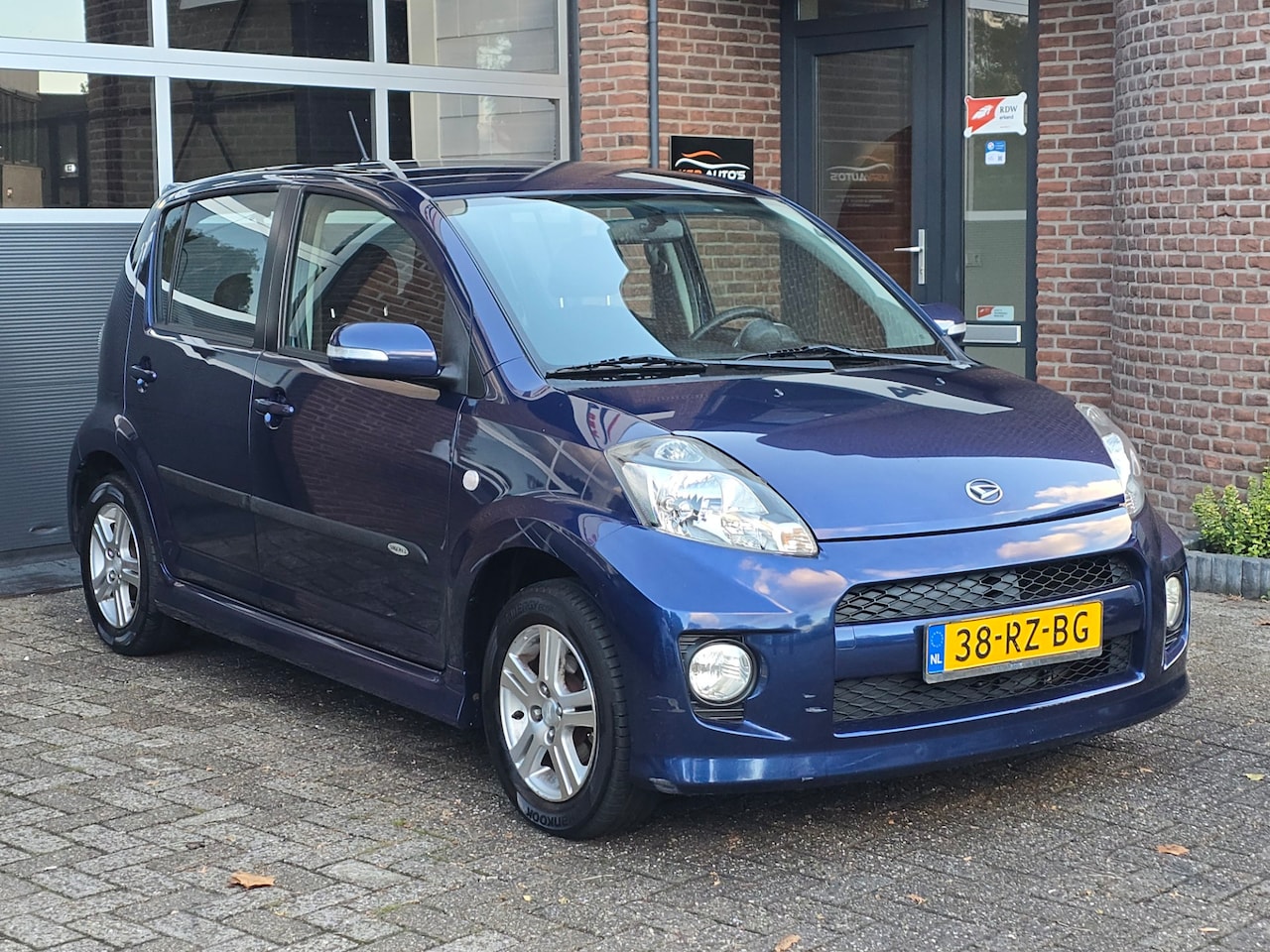 Daihatsu Sirion 2 - 1.3-16V Comfort 5DR |Airco |Nap |Subaru - AutoWereld.nl