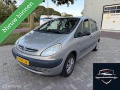 Citroën Xsara Picasso - 1.8i-16V Différence NWE APK Weinig KM