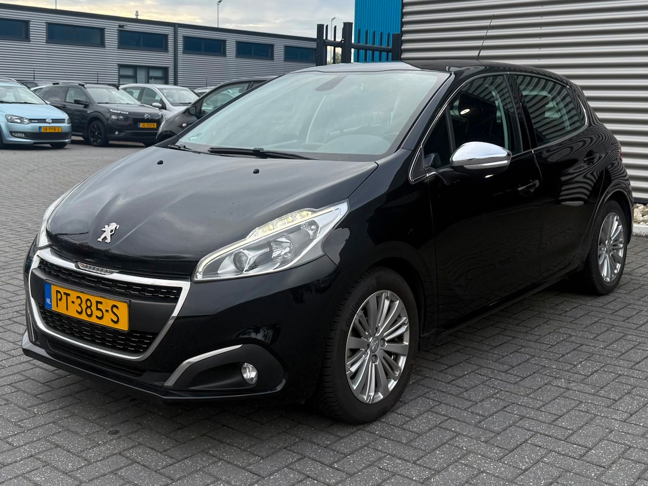 Peugeot 208 - 1.2 PureTech Blue Lease Executive 1.2 PureTech Blue Lease Executive - AutoWereld.nl