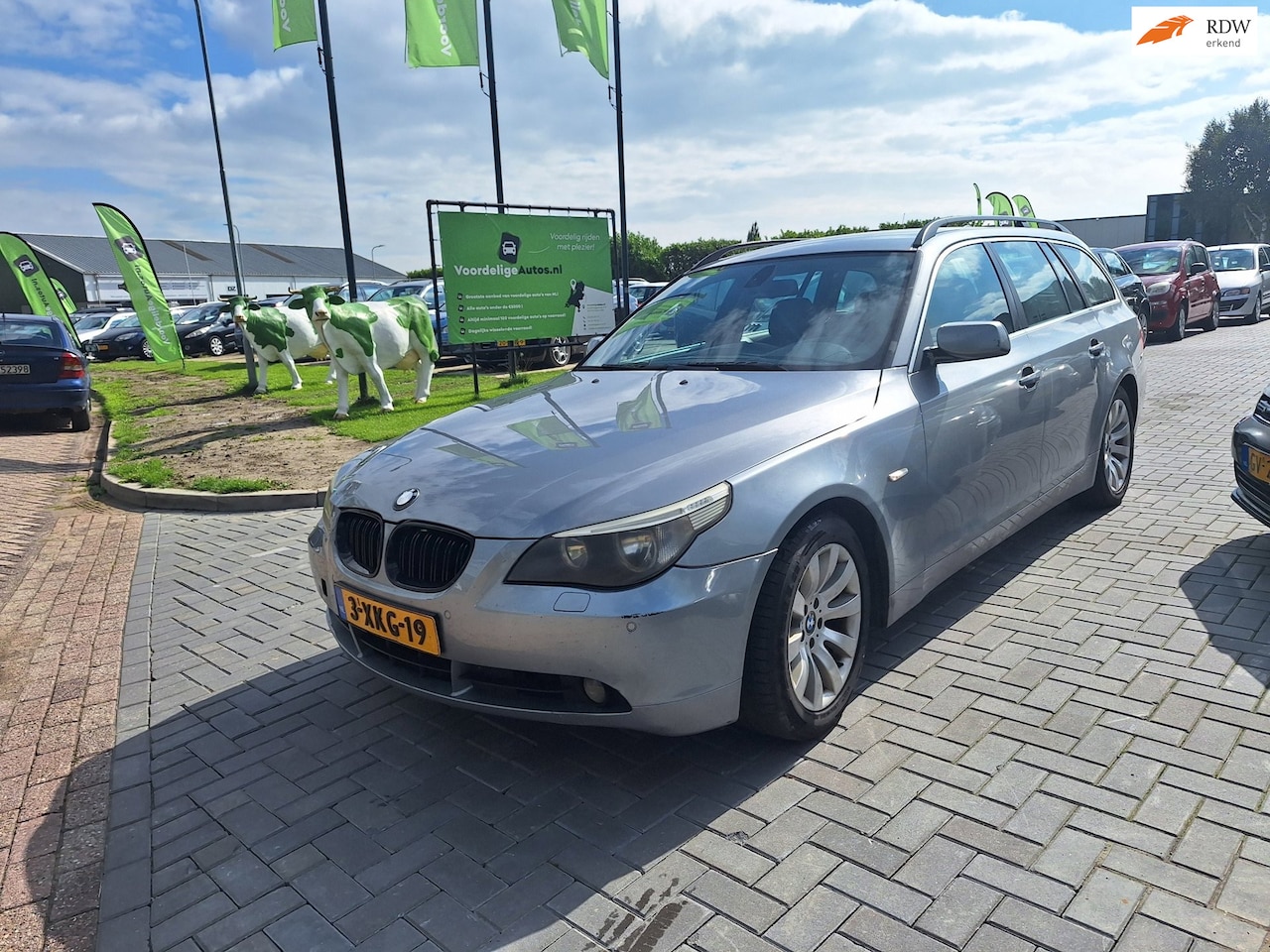 BMW 5-serie Touring - 520d High Executive / Niet mooi / APK januari 2027 - AutoWereld.nl