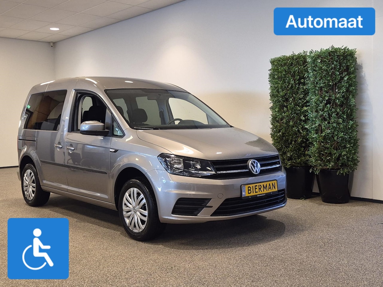 Volkswagen Caddy - Rolstoelauto Automaat 3+1 of 5+0 - AutoWereld.nl
