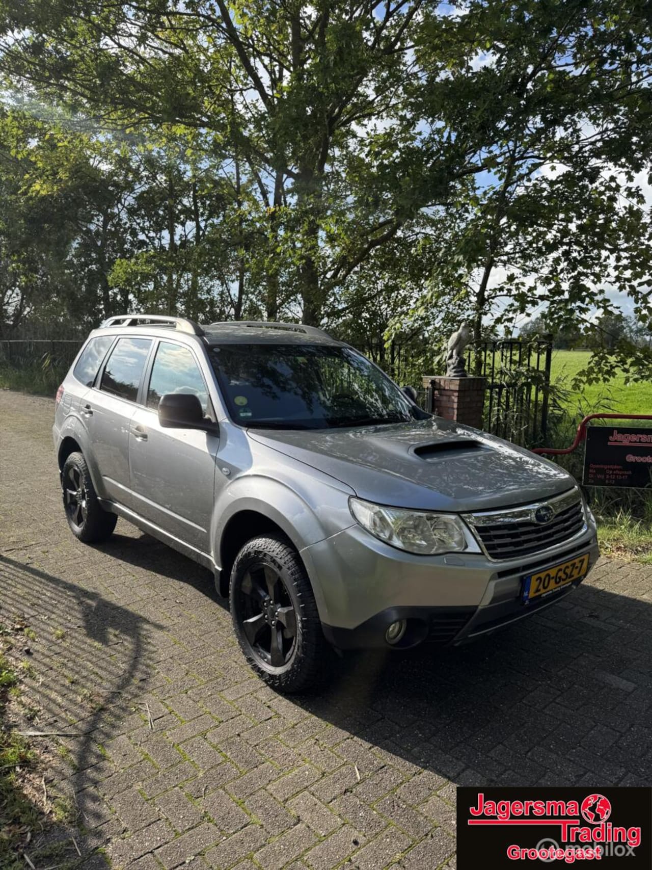 Subaru Forester - 2.0 Comfort | 2” liftkit | A/T Banden - AutoWereld.nl
