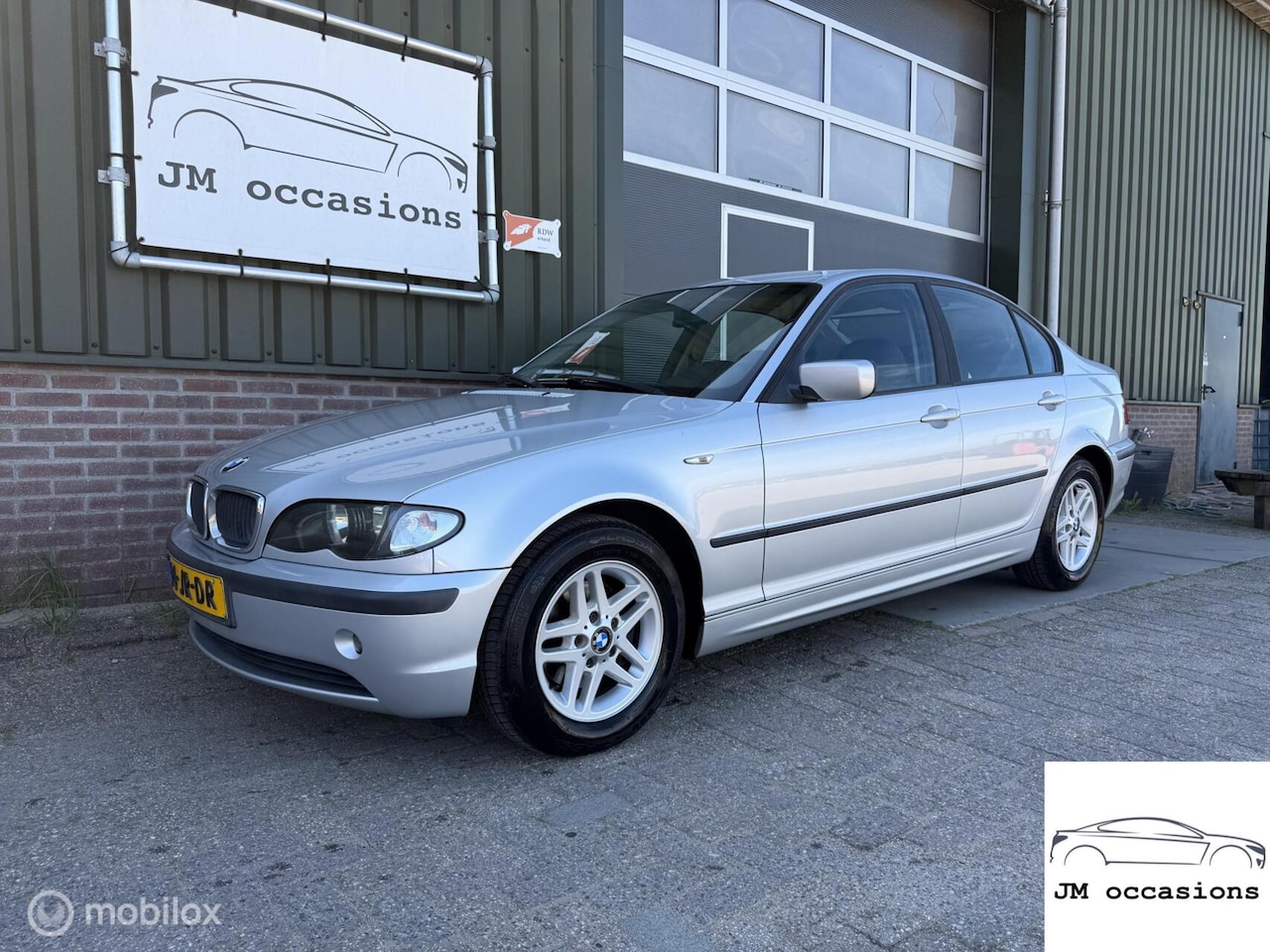 BMW 3-serie - 316i Executive|Airco|Bluetooth|APK 8-2026 - AutoWereld.nl