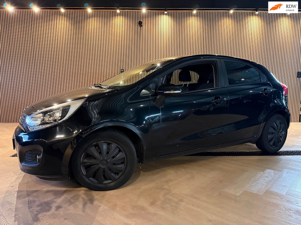 Kia Rio - 1.2 | Carplay | Cruise | Camera - AutoWereld.nl
