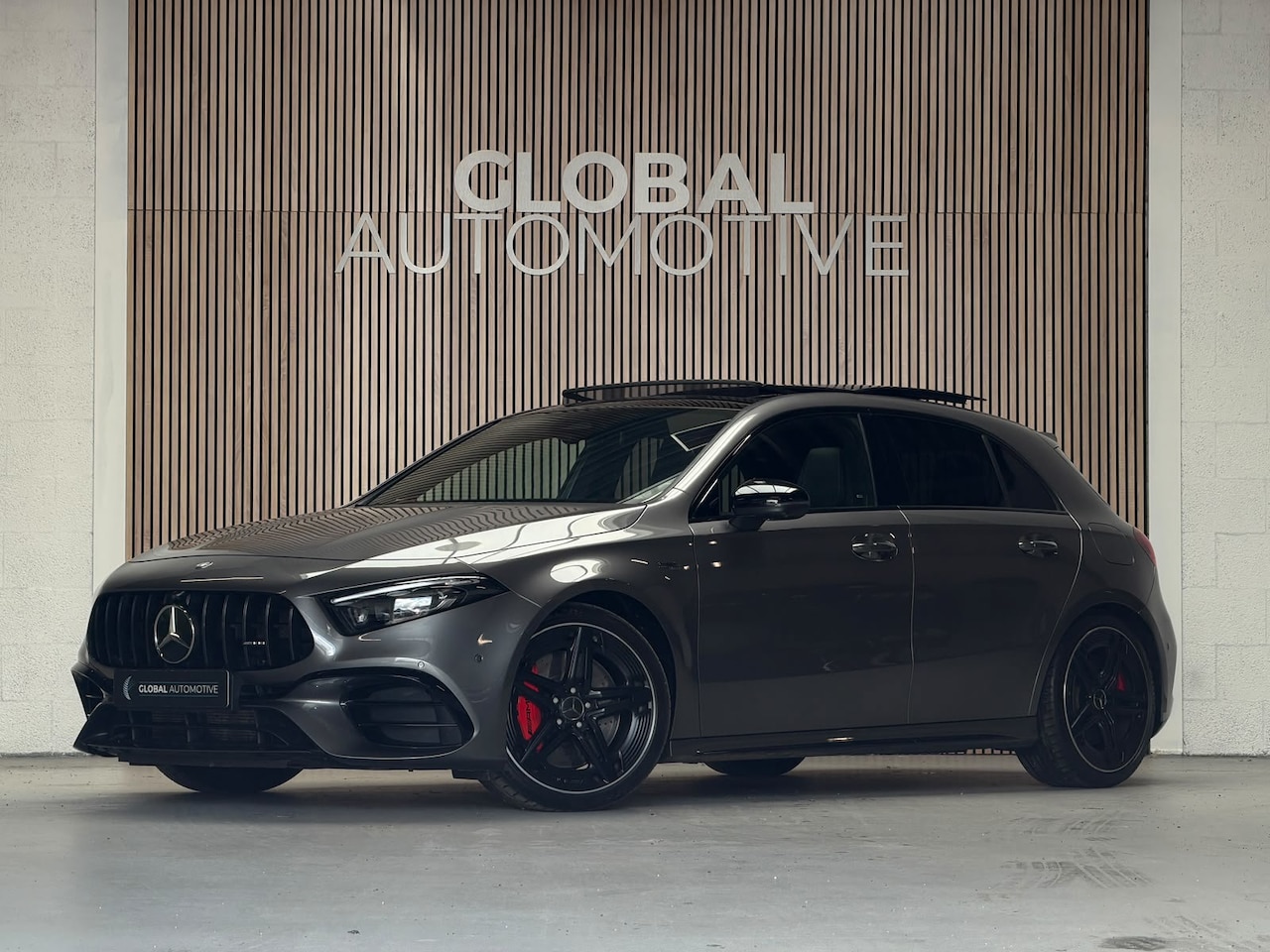 Mercedes-Benz A-klasse - AMG 45 S 4MATIC+ - PANO - BURMESTER - DRIVERS PACKAGE - SCHAALSTOELEN - AutoWereld.nl