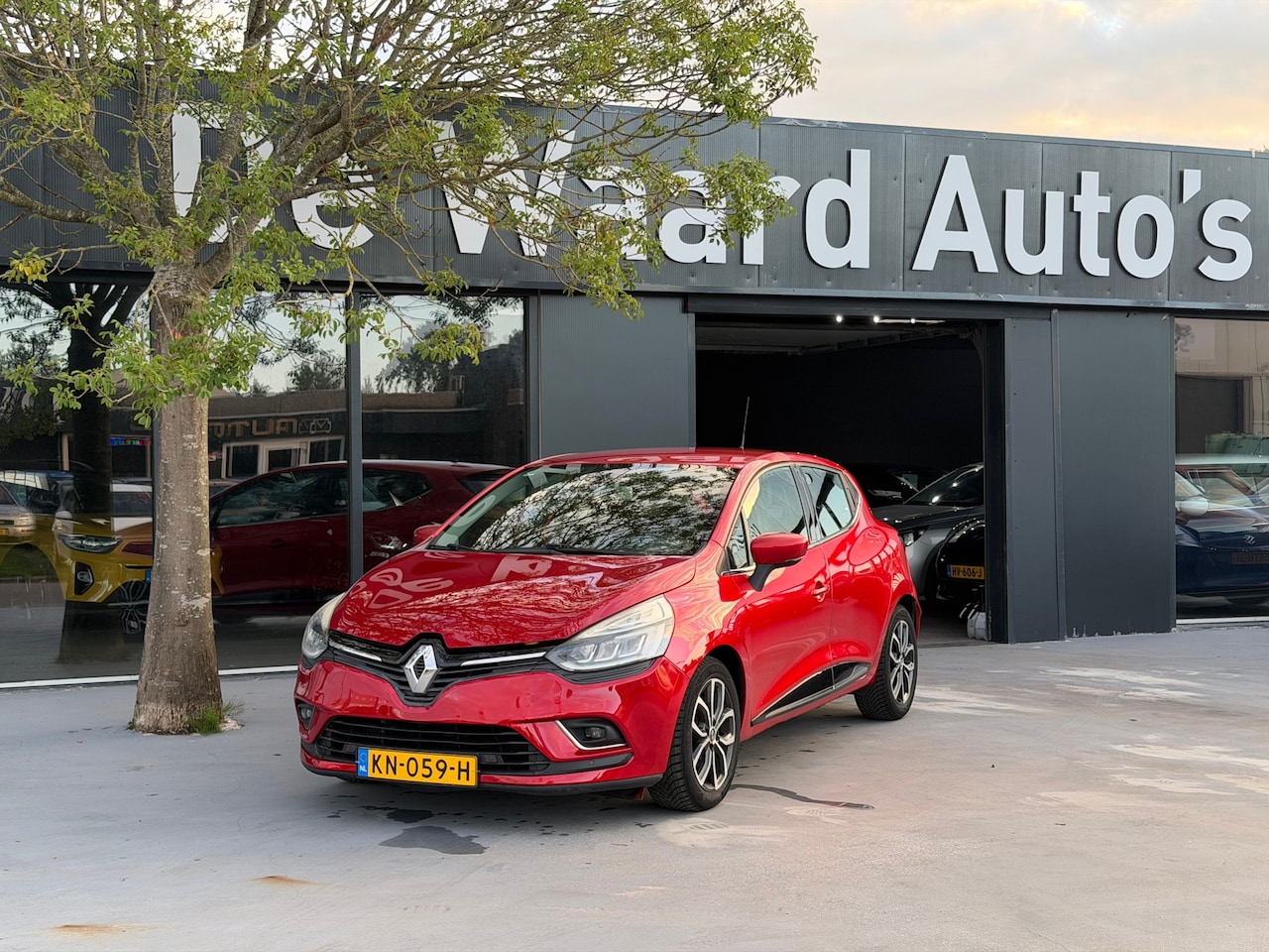 Renault Clio - 1.2 TCe Intens/automaat/cruise/Trekhaa/airco/NAP/PDC achter/Camera/ dealer onderhouden/12 - AutoWereld.nl
