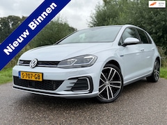 Volkswagen Golf - 1.4 TSI PHEV GTE / SoH 87.95% / Automaat / Panorama dak / Camera / Stoelverwarming / ACC /