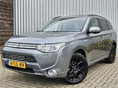 Mitsubishi Outlander - 2.0 PHEV Instyle /Leer/Stoelverwarming