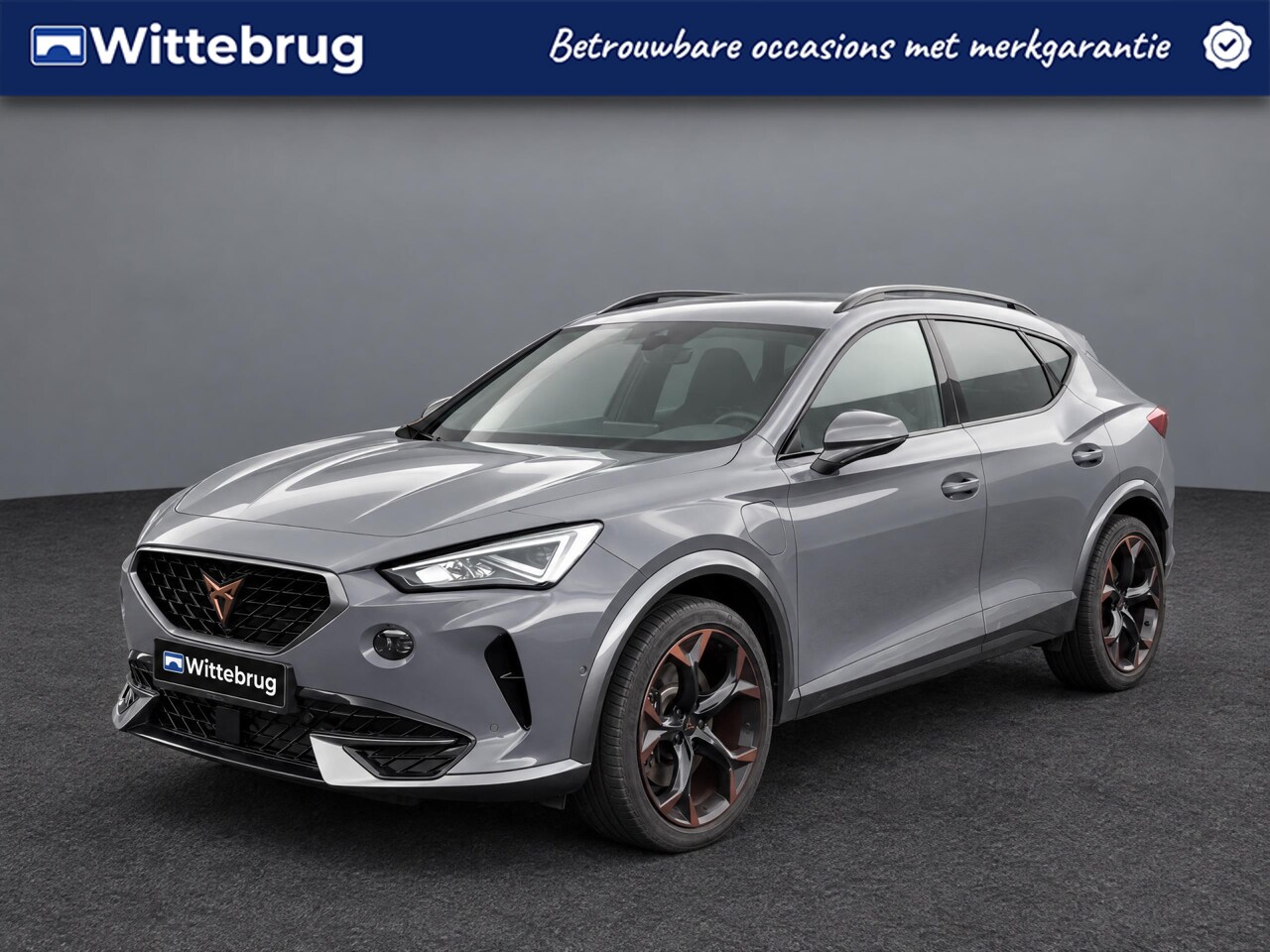 CUPRA Formentor - 1.4 e-Hybrid 245pk VZ Performance / Verwarmbare voorstoelen / App. Connect / Achteruitrijc - AutoWereld.nl