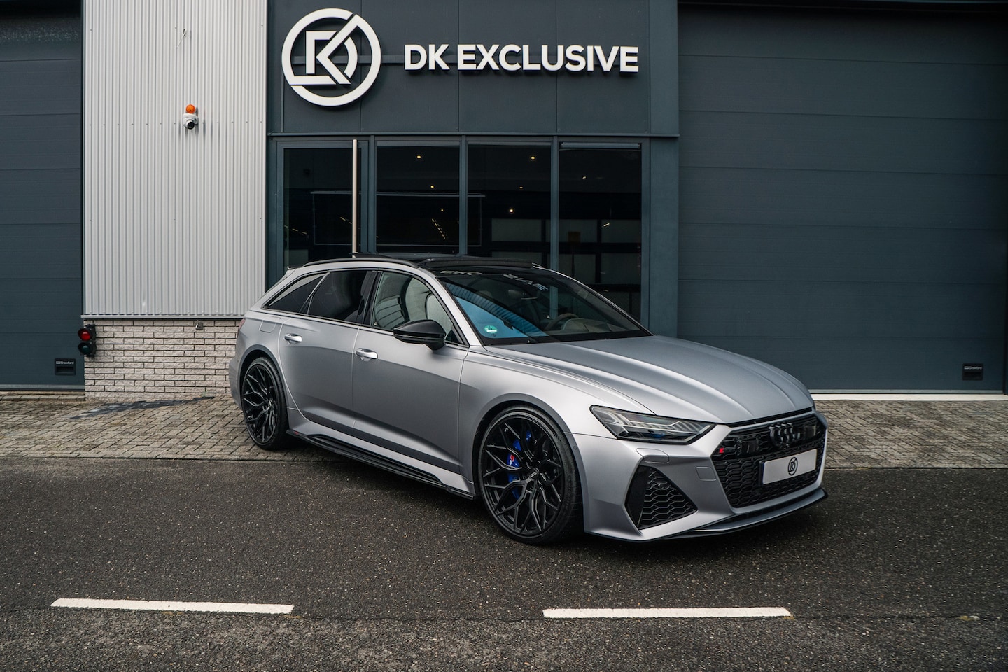 Audi A6 Avant - RS 6 TFSI quattro Urban - Vossen velgen - AutoWereld.nl
