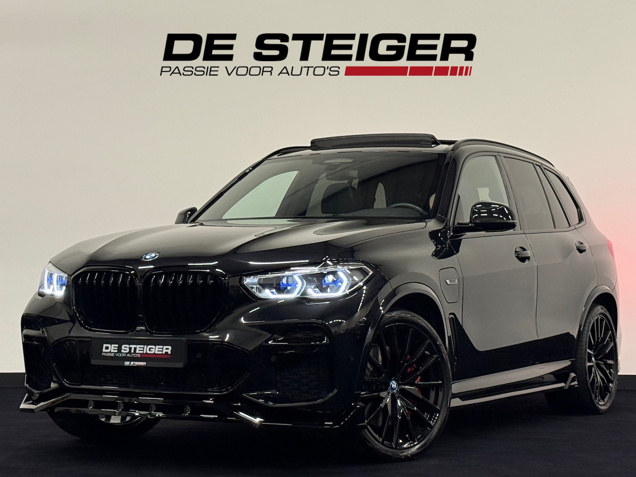BMW X5 - XDrive 45e M-Sport Pano Laser Harman Kardon Carbon - AutoWereld.nl