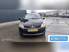 Renault Clio - 1.2-16V Authentique ( lees goed)