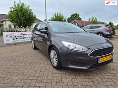 Ford Focus Wagon - 1.0 Trend Edition Recent revisie motor