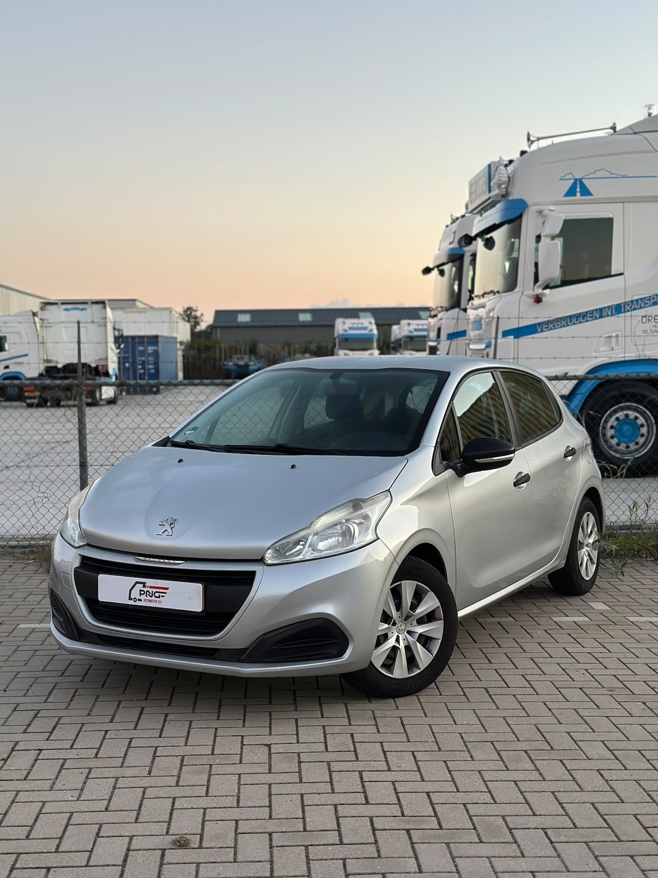 Peugeot 208 - 1.0 PureTech Airco - cruise - navi - AutoWereld.nl