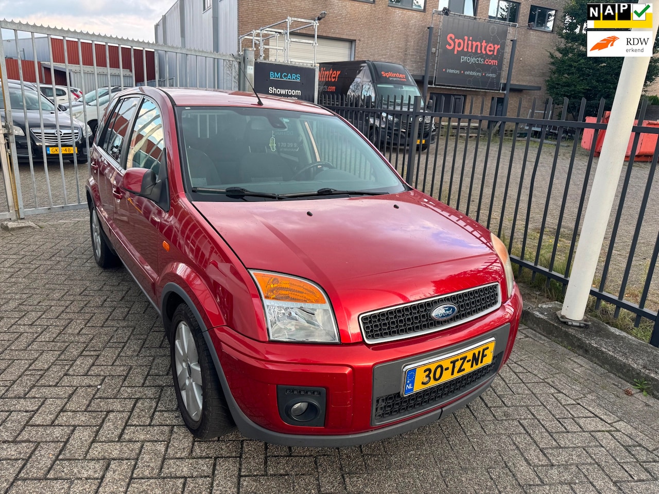 Ford Fusion - 1.6-16V Futura Airco,Trekhaak - AutoWereld.nl